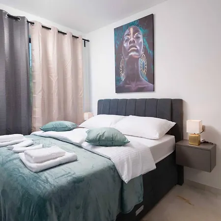Larimar Villa